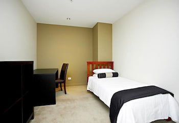 Astra Apartments - Docklands - Foster Accommodation 3