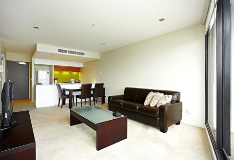 Astra Apartments - Docklands - Foster Accommodation 4