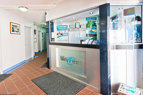 White Crest Apartments - Foster Accommodation 4