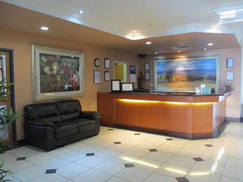 Springwood Tower Apartment Hotel - Foster Accommodation 1