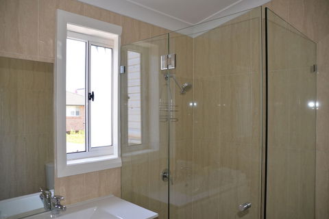 North Ryde Guest House - Foster Accommodation 5
