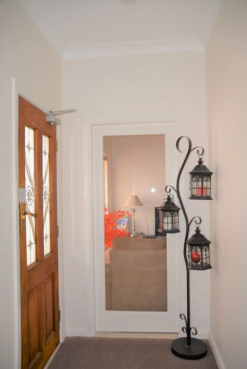 North Ryde Guest House - Foster Accommodation 1