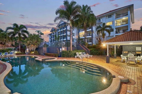 North Cove Waterfront Suites - Foster Accommodation 1