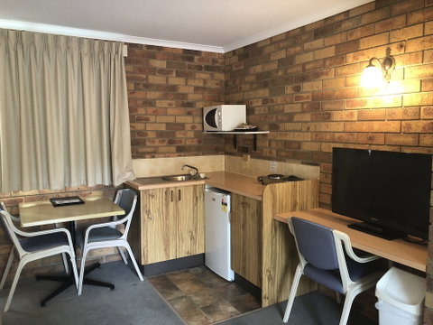 Ocean View Motor Inn - Foster Accommodation 6