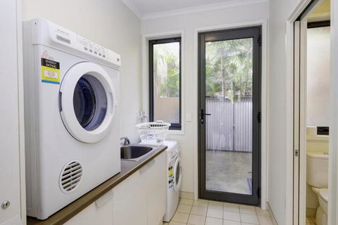 BOOM 5 - Foster Accommodation 2