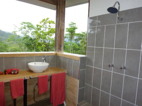 Wompoo Eco Retreat - Foster Accommodation 6