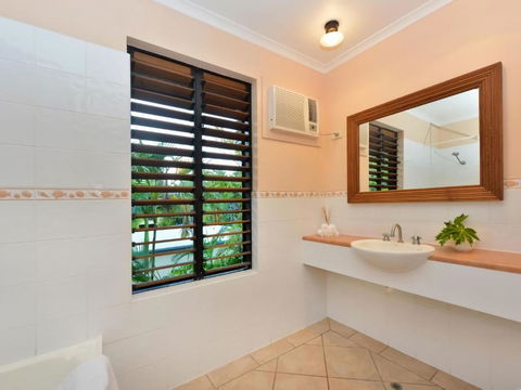 Balinese Breeze - Foster Accommodation 4