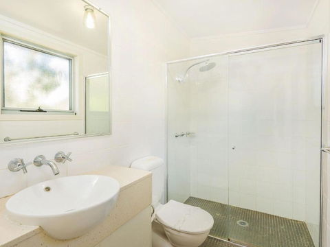 Angourie Blue 7 Stroll To Surfing Beaches. - Foster Accommodation 4