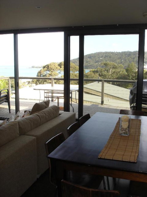 Breakers Holiday House - Foster Accommodation 1