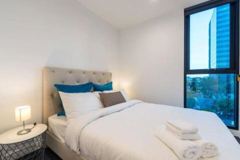 Astrina Garden View 2 Bedroom - Foster Accommodation 7