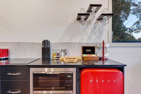 Serenity At Ravensbourne Escape - Foster Accommodation 4