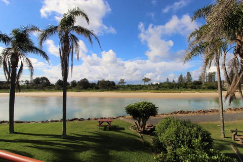 Beachfront 3 25 Willow Street - Foster Accommodation 4