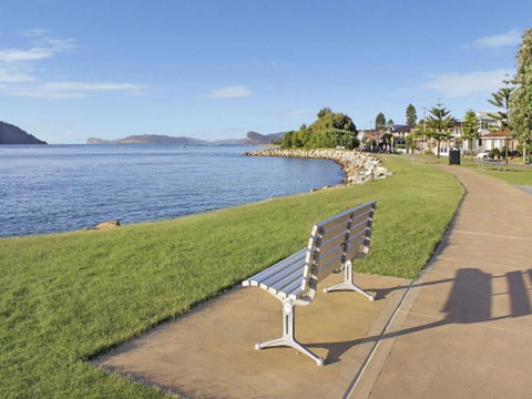 Ocean Panorama 1 Bedroom Oceanview Apt - Foster Accommodation 3