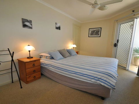 Blue Pacific 1 Across The Road From Pippi Beach - Foster Accommodation 6