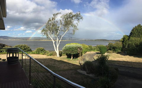 AmbleaWhile On Tamar - Foster Accommodation 6