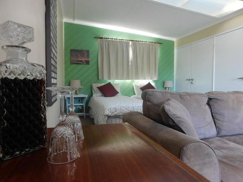 AmbleaWhile On Tamar - Foster Accommodation 3