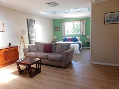 AmbleaWhile On Tamar - Foster Accommodation 4