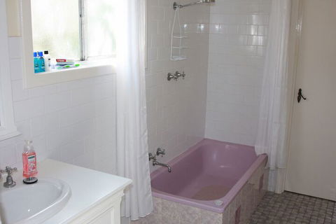Archery Road Estate - Foster Accommodation 4