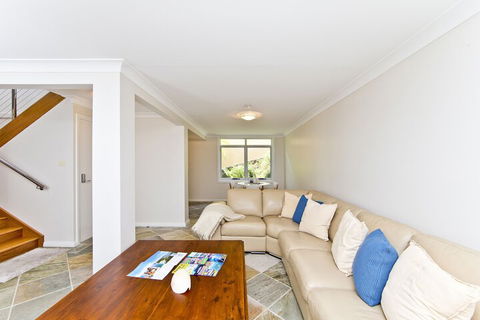 Beachside Haven Your Perfect Oasis Home - Foster Accommodation 4