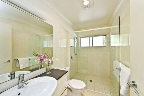 Beachside Haven Your Perfect Oasis Home - Foster Accommodation 5