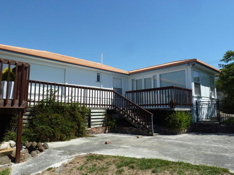 Panoramic Views On Walter - Foster Accommodation 6