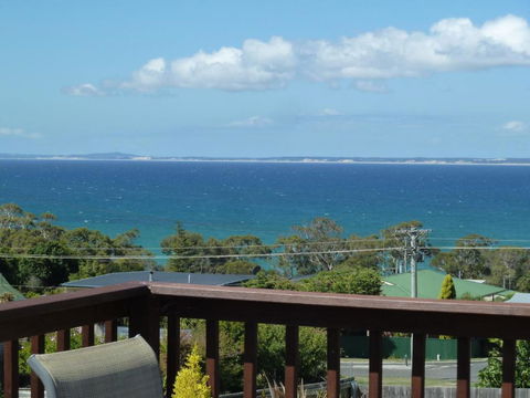 Panoramic Views On Walter - Foster Accommodation 2