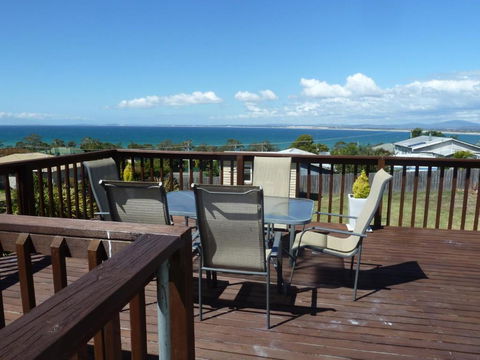 Panoramic Views On Walter - Foster Accommodation 3