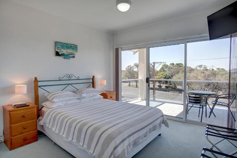 Bay Bliss In Coffin Bay - Foster Accommodation 6