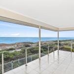Avaya Sellicks Beachfront Getaway WiFi - Foster Accommodation 0