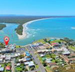 Sail on in Boatshed - Foster Accommodation