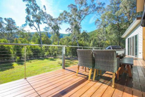 Northern Exposure - Foster Accommodation 0