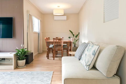 29 Jane - Foster Accommodation 6