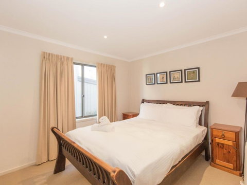 Boronia 7 / 30 Nettin Circuit - Foster Accommodation 2