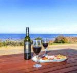 High Tide Wallaroo Beachfront Property Pet Friendly - Foster Accommodation