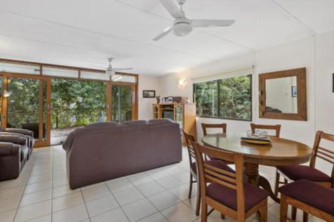 Allamanda Cottage - Foster Accommodation 3