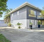 Middle Sea perfect for two families - Foster Accommodation