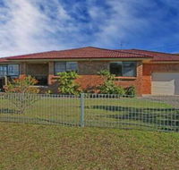 Culburra Getaway close to beach  lake - Foster Accommodation