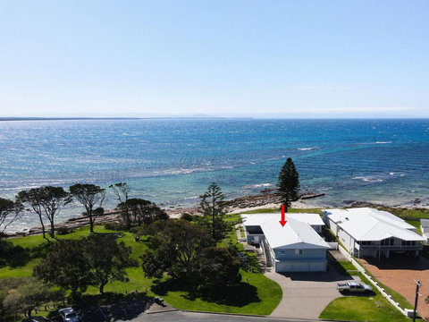 Ocean Blue Apartment Three Apartment On 2nd Level - Foster Accommodation 5