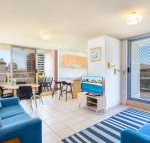 Ebbtide 6 Opposite Main Beach - Foster Accommodation