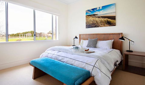 Cherubino Wines Guest Houses - Foster Accommodation 3