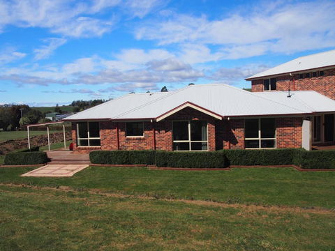 Country Meets Town - Foster Accommodation 3