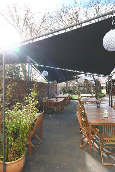 Grand Central Hotel - Foster Accommodation 5