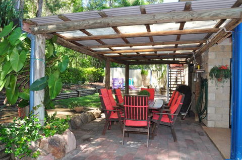 43 Double Island Drive Two Level Holiday Home With Swimming Pool. Located Close To Beach & CBD - Foster Accommodation 4