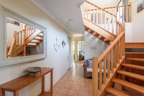 2 / 80 Cooloola Drive Comfortable & Cosy Unit Enjoying Ocean Views & Views To Fraser Island - Foster Accommodation 1