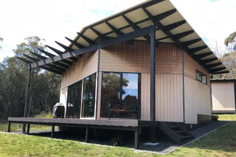 BAY Of FIRES ECO HUT Off Grid Experience At Binalong Bay - Foster Accommodation 2