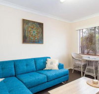 Sandy Bottoms with WiFi just Moments from Beach - Foster Accommodation