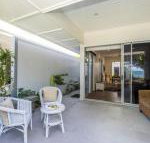 Reflections Amber Villa - Foster Accommodation