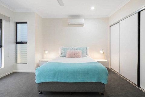 AIRLIE BEACH Delight. Hop Skip Jump To Everything - Foster Accommodation 5