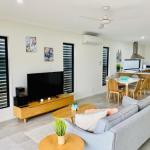 AIRLIE BEACH Delight. Hop Skip Jump To Everything - Foster Accommodation 0