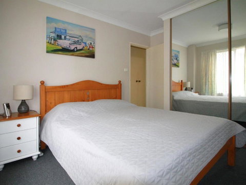 9 Braemar Skip Hop & Jump From Everything - Foster Accommodation 6